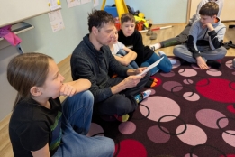 KŘESLO PRO HOSTA v 5.C