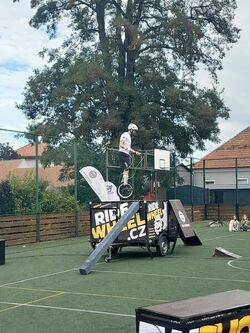 thumbnail f7a219ac-ef71-460b-b4b8-bcf9077928c3